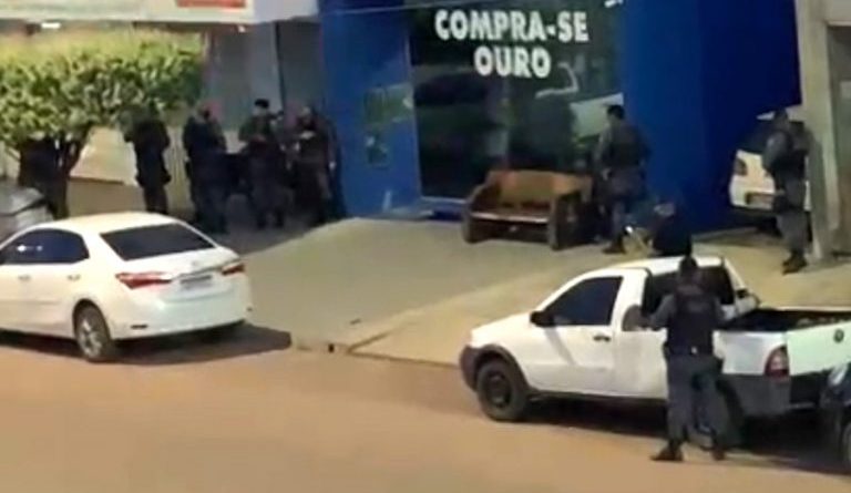 Assalto em Peixoto de Azevedo (MT)-(foto Reprodução)