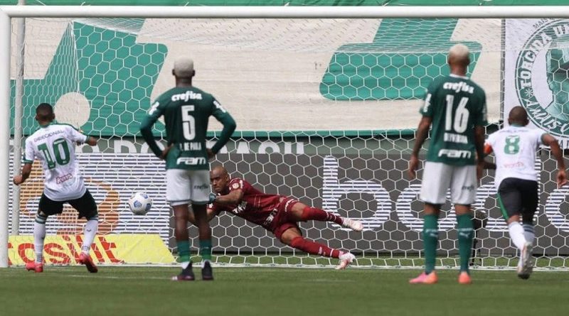 229a6285-ab10-43ba-8968-eb1197ab4d33-990x556