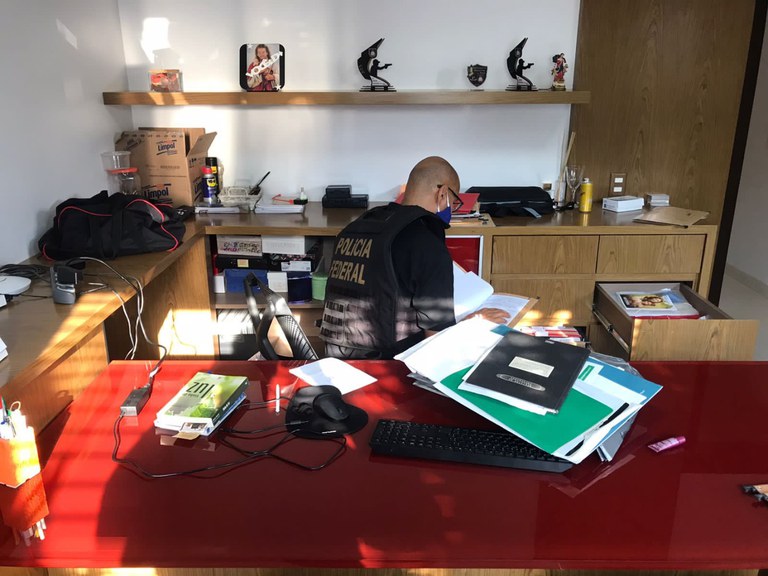 9ccea84f-2270-4354-bc52-a5790dc77216