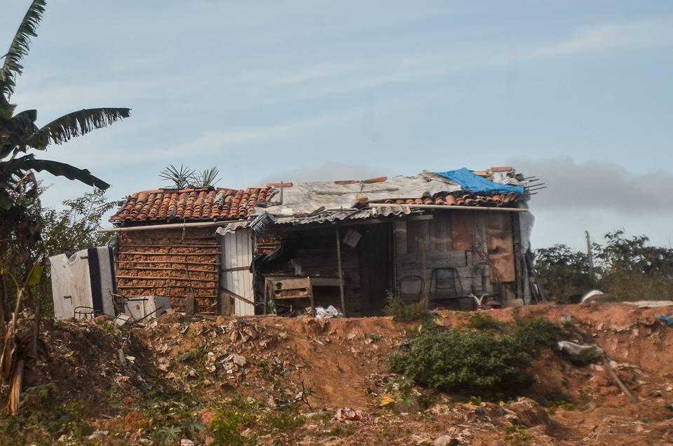 Barraco no Lixão da PiçarreiraJoão Paulo Guimarães/Especial para o Metrópoles