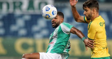 E2lqBgLX0AYR_lf-990x556