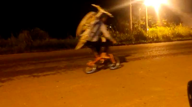 homem de bici