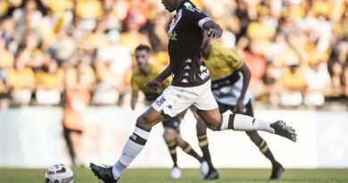 Raniel cobra o penalty para marcar seu gol na partida entre o Club de Regatas Vasco da Gama x Criciuma no Estadio Heriberto Hulse pelo Campeonato Brasileiro em 09 de julho de 2022. Foto: Daniel RAMALHO/CRVG