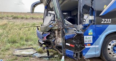 6DE768E1-A8B3-4415-B1DA-08A9BDA5B8E6