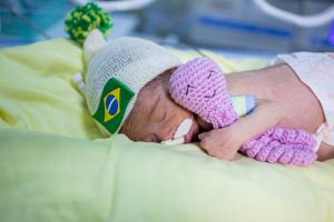 Bebês da UTI Neonatal do HRSP. Fotografias Nubia Suriane Voluntária da Pró-Saúde