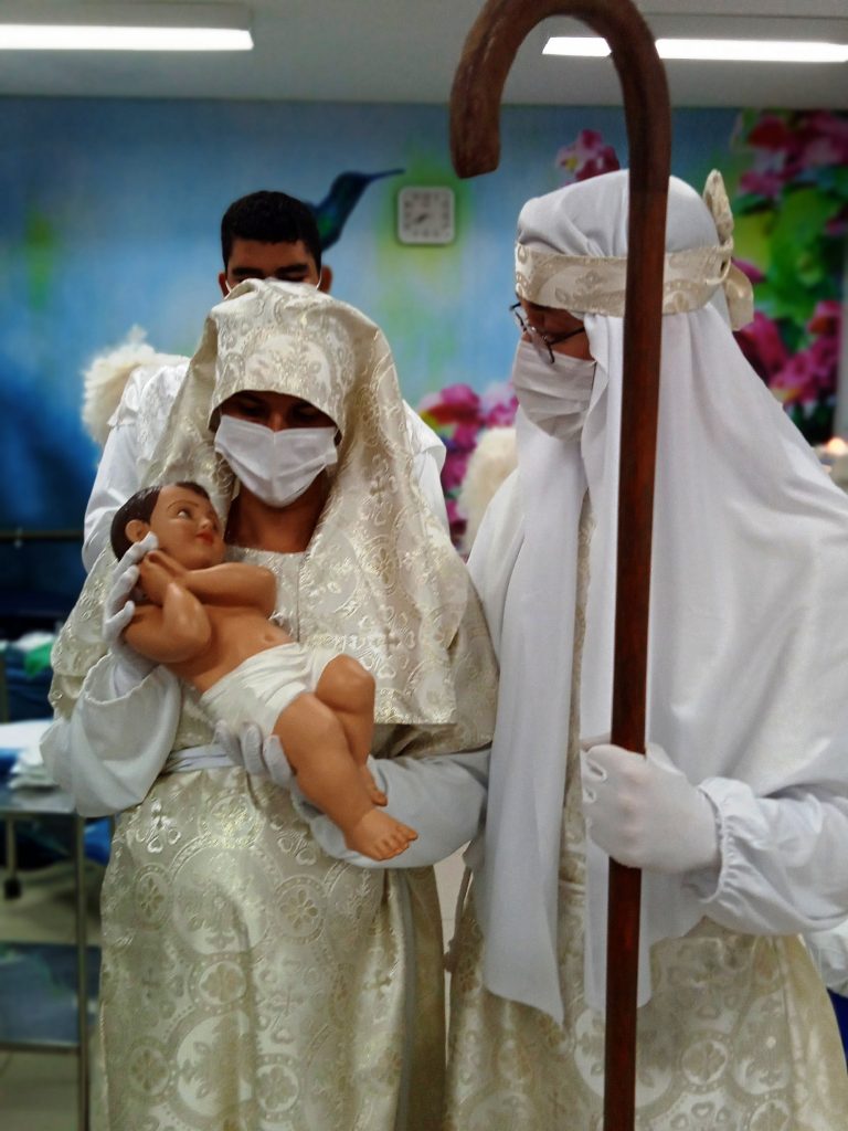 Presépio Vivo Percorreu as unidades de Internação do HRSP, e emociou os pacientes. Fotografia Comunicação Pró -Saúde (2)(1)