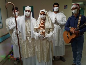 Presépio Vivo Percorreu as unidades de Internação do HRSP, e emociou os pacientes. Fotografia Comunicação Pró -Saúde (3)
