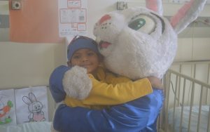 Pedro Henrique se divertiu com as atividades de Páscoa_Instituto Mais Saúde