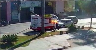 648f26566ace4b0e7a8084498d82d045