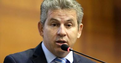 Mauro-Mendes-discurso-tribulo-Assembléia-Legislativa-fevereiro-2020-assessoria-990x556