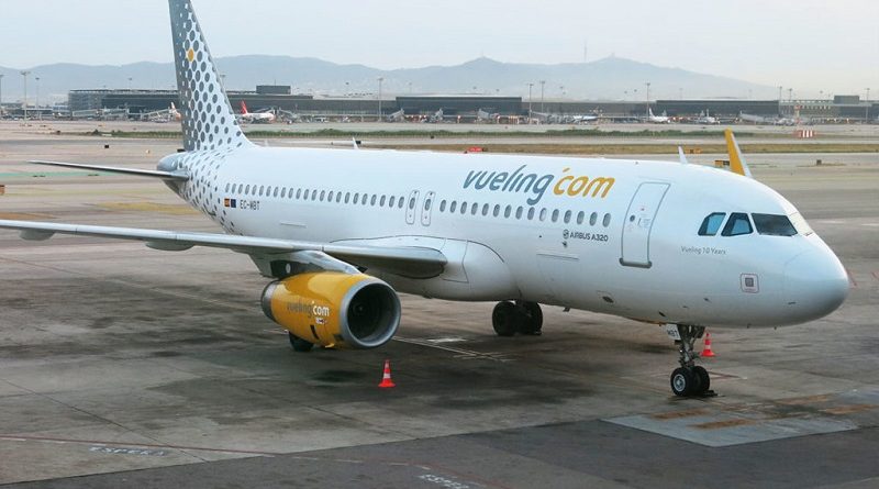 Vueling-A320-smile-aviao-BCN-1024x683