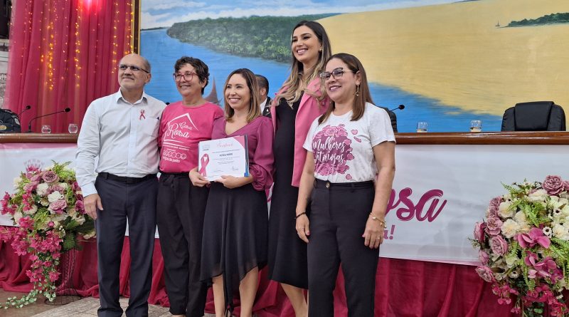 Médica Patrícia Mineiro também recebeu a homenagem_Instituto Mais Saúde