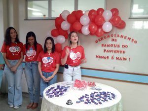 Orientações de Hemovigilancia ajudam garantir a segurança do Paciente no HRSP. Fotografia AscomHRSP (4)