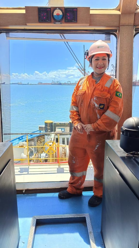 Veridiany Silva faz parte dessa estatística. Hoje Chefe de Máquinas da Marinha Mercante