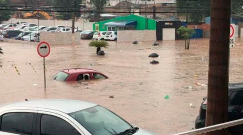 ENCHENTE-PRAINHA-CBA-750x375 (1).jpg