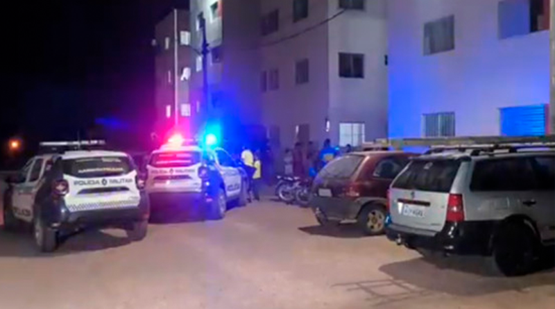 d27102770efd88ef3570bdb36f19a4ef