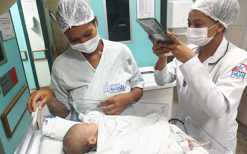 O Projeto Janelas de Afeto do HRSP aproxima pacientes de familiares distantes. Fotografia Ascom