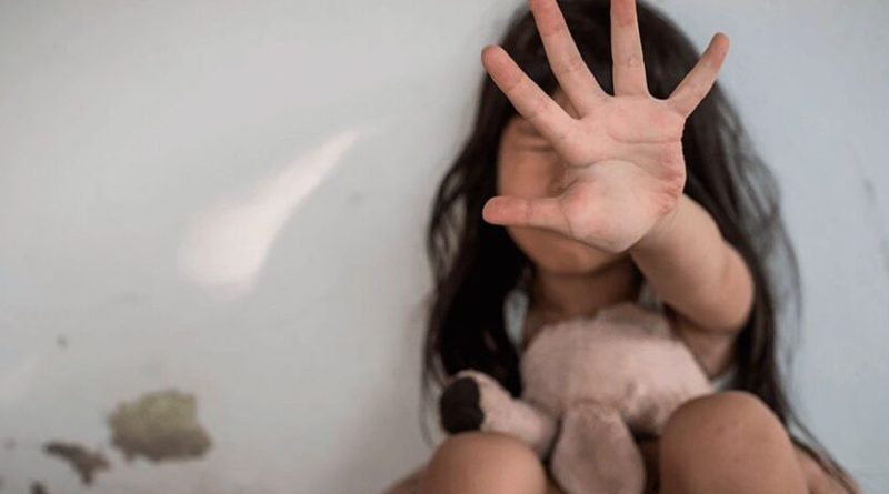 Não há informações sobre o estado de saúde da criança.