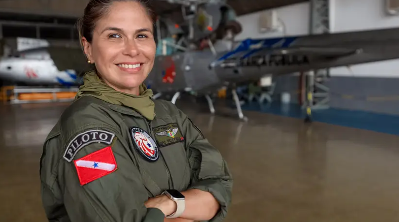 Cybelle Mota EPC (escrivã de polícia)Piloto de helicóptero 46 anos