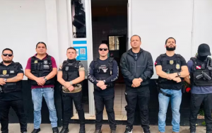 POliciais deram cumprimento a mandados de busca e apreensão nas casas de dois vereadores de Santarém — Foto: Polícia Civil / Divulgação