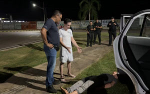 O médico e namorado da vítima Bruno Felisberto do Nascimento Tomiello  de 29 anos participa da simulação do crime  realizada pela Politec Foto- Reprodução (1)