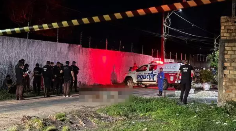 homem morto a tiros-carro-pm