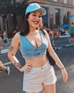 Tatuadora-Giovanna-Chiquinelli-Marcatto-de-26-anos