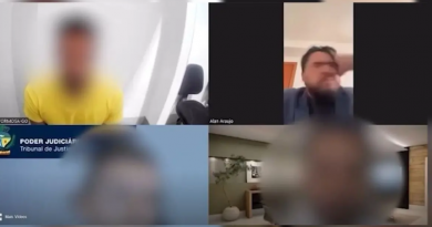 advogado leva tapa durante audiencia online