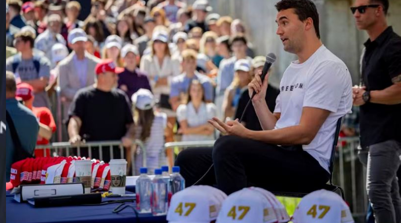 Charlie Kirk em evento em março de 2025 — Foto: AP Photo/Jeffrey Phelps
