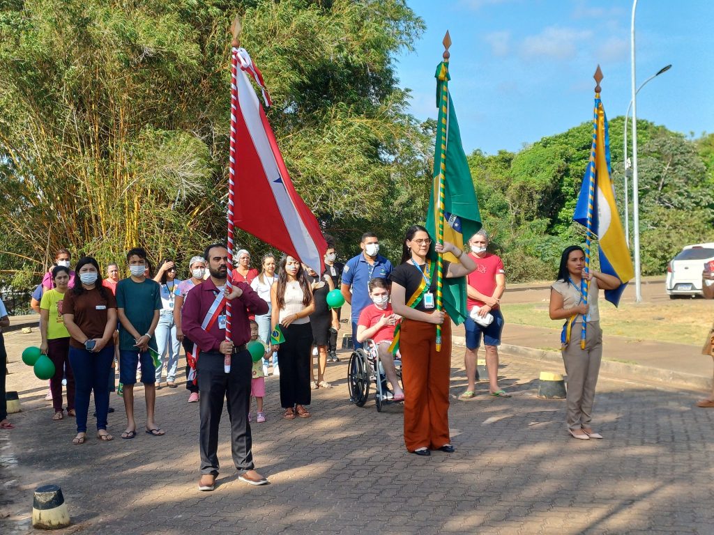 Desfile cívico no HRBA