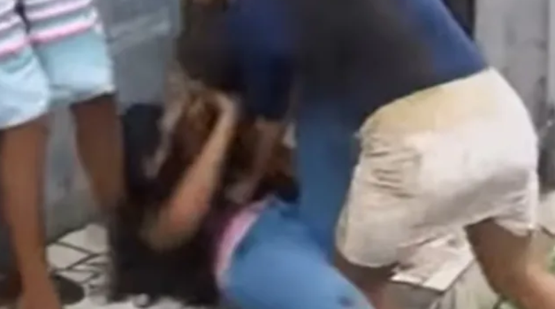 briga de blogueiras ao vivo