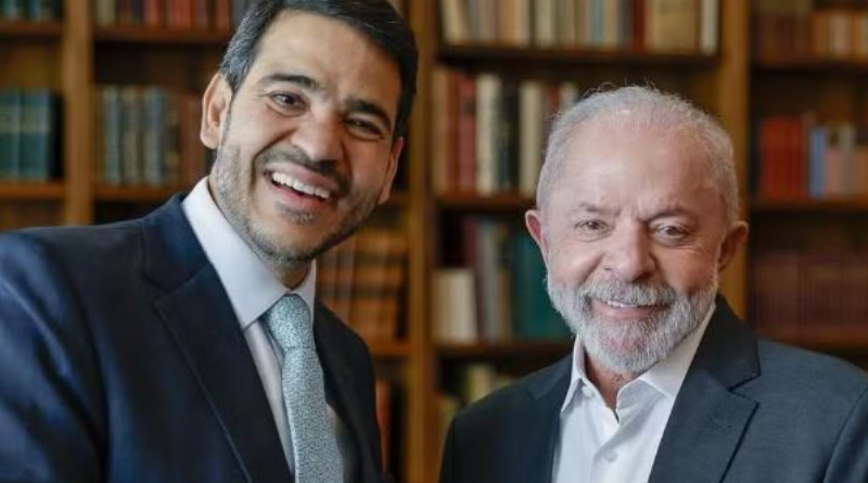 O presidente Luiz Inácio Lula da Silva e o advogado-geral da União, Jorge Messias, indicado ao STF — Foto_ Ricardo Stuckert_Presidência da República