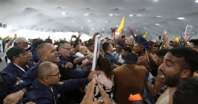 Protesto na COP — Foto Anderson CoelhoReuters