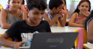 Escolas Conectadas alcança 68,4% das instituições públicas em 2025 e se aproxima da meta de universalização da internet
